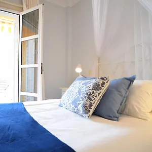 colonial-suite.adeje-hotels.com/